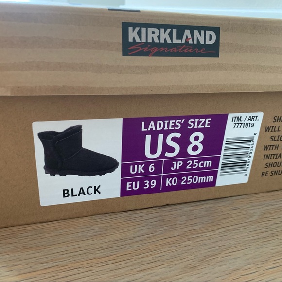 Kirkland Signature Ladies’ Shearling Short Boots - Picture 5 of 6